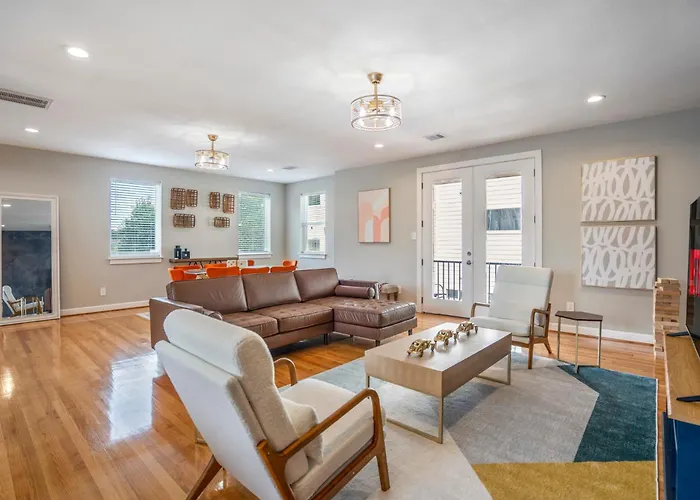 Spacious 3 Bed House Near Md Anderson With Free Parking & Wi-Fi